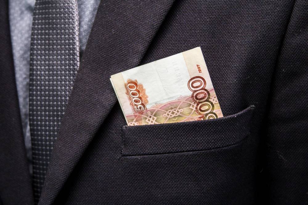 Депутат Госдумы лишился "тайных" доходов от бизнеса почти в 40 миллиардов рублей
