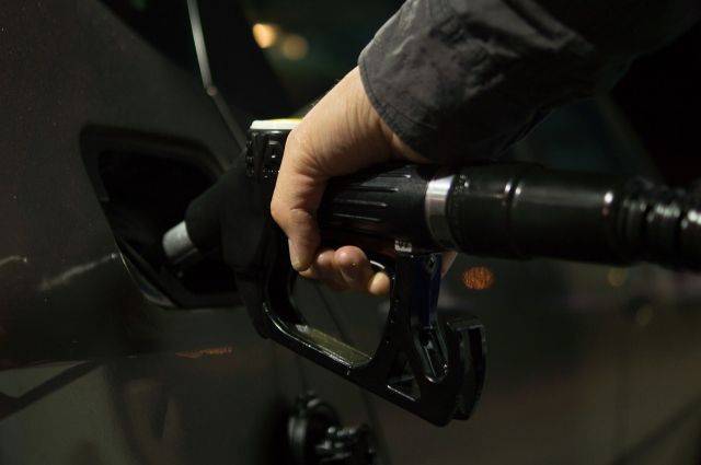 Картина дня в Хабкрае: дефицит бензина и рост цен на общественный транспорт