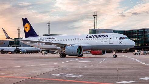 Lufthansa с 1 февраля перестанет пускать на борт пассажиров в медицинских масках