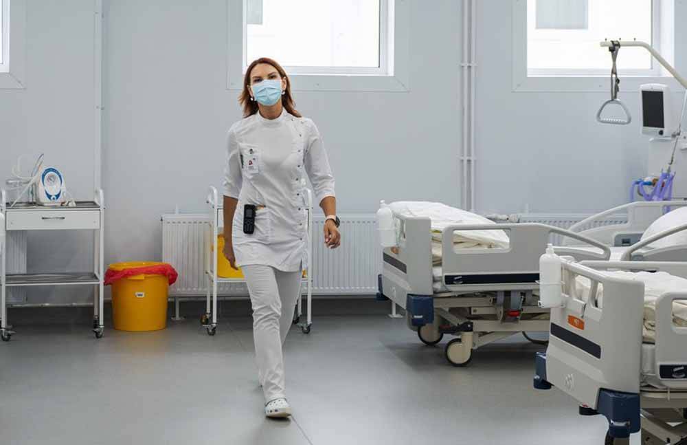 Собянин оценил запас больничных коек для пациентов с коронавирусом