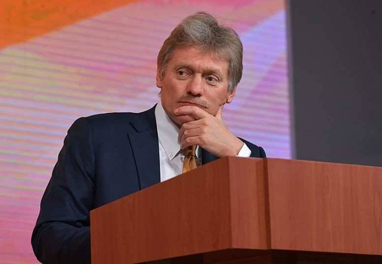 Дмитрий Песков пояснил, почему РФ и США по-разному пересказали беседу по Украине