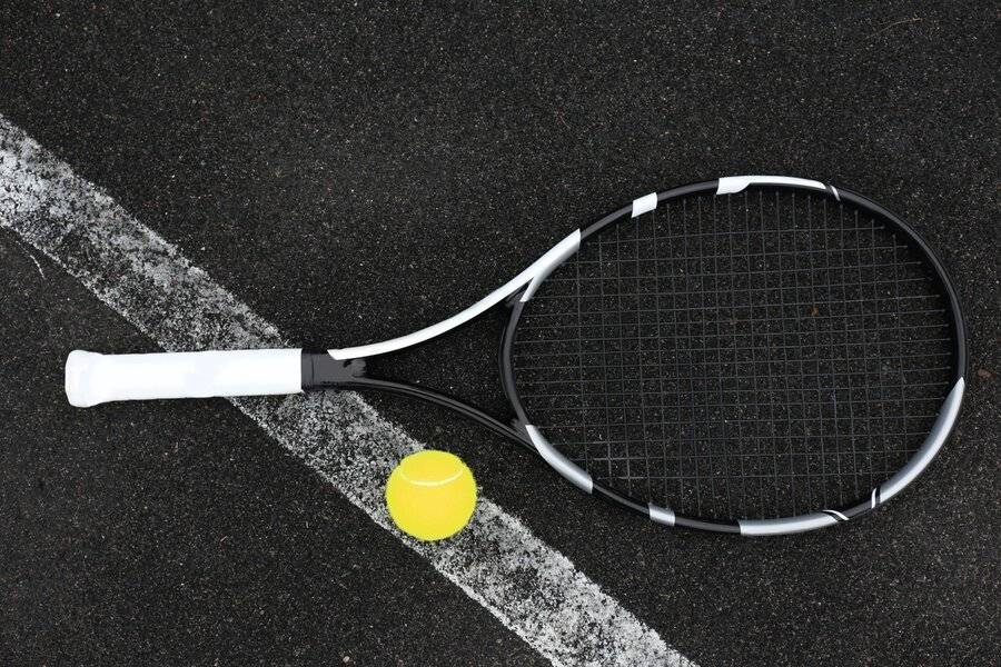 Двух российских теннисисток пожизненно дисквалифицировали за договорные матчи