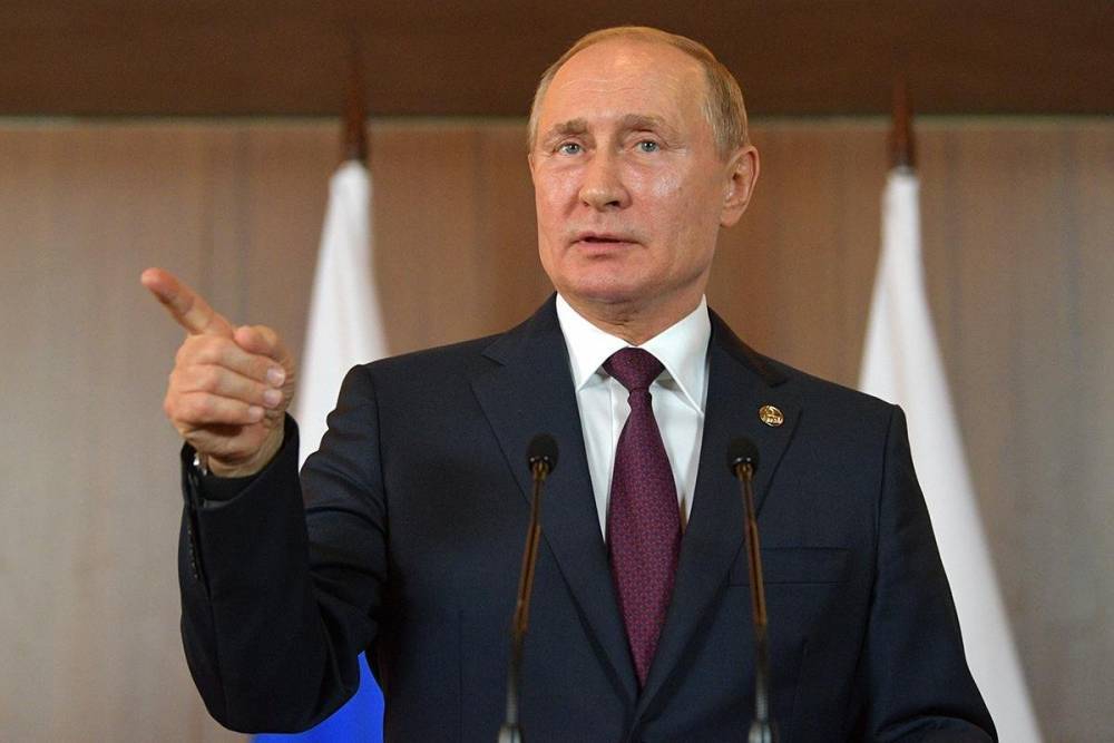 Увеличивают риски применения военной силы, – Путин о санкциях