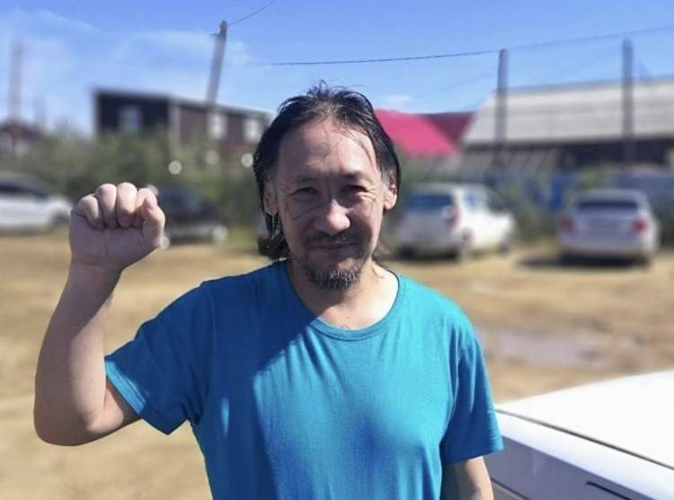 Полицейские увезли якутского «шамана-воина» Александра Габышева в психдиспансер