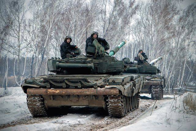 Боевики «ДНР» готовятся к танковому наступлению