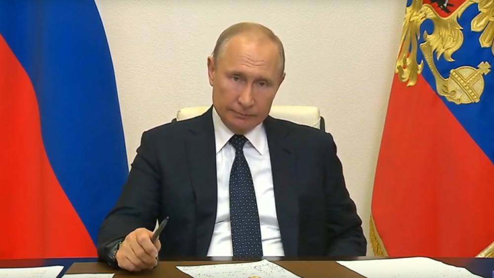 Представитель Кремля рассказал о готовности Путина подписать закон о ДСНВ