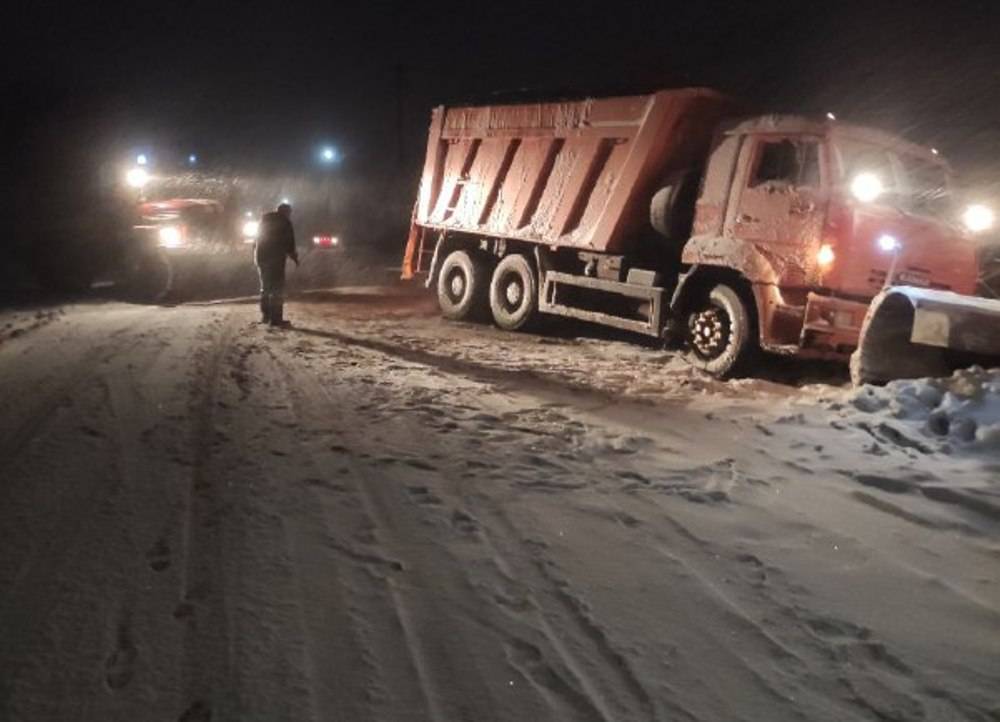 Снежная стихия: какие дороги закрыты для транспорта в Одесской области и Украине