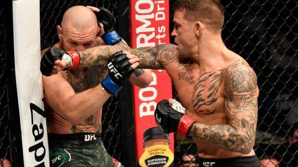 В Макгрегора из-за поражения в UFC сорвался бой с легендарным боксером