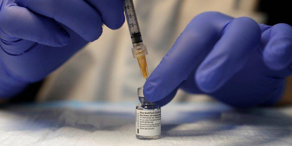 Рада сделала первый шаг к запуску вакцинации от COVID-19 в Украине