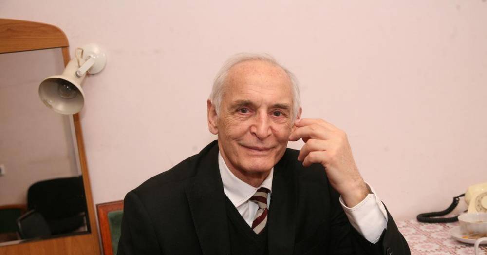 Василий Лановой скончался на 88-м году жизни из-за осложнений от коронавируса