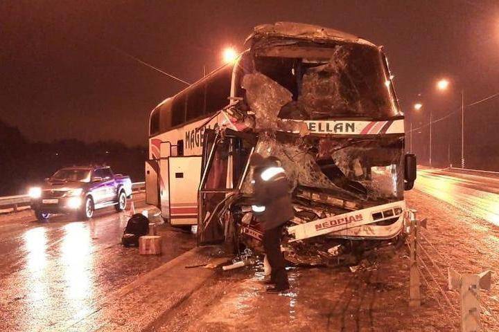 В Тамбовской области пассажирский автобус столкнулся с фурой: есть пострадавшие