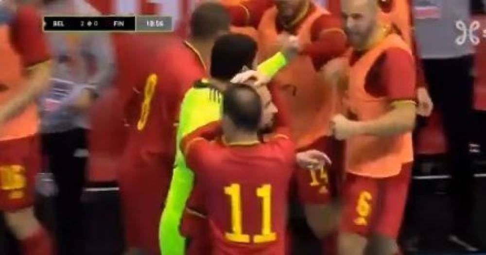 Просто космос: ловкий бельгиец забил феерический гол пяткой в отборе на футзальное Евро (видео)