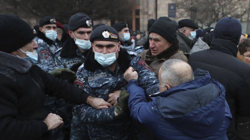 В ходе акции протеста в Армении задержан 21 человек