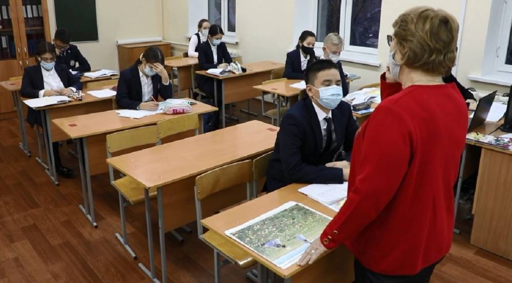 Украинцам будет сложнее учится бесплатно: власти намерены сократить количество школ