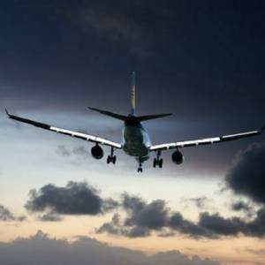 В Британии запретили прямые рейсы в ОАЭ