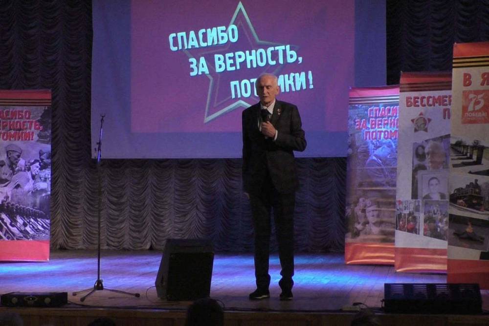 Василий Лановой в свой последний приезд в Вязьму собрал полный зал