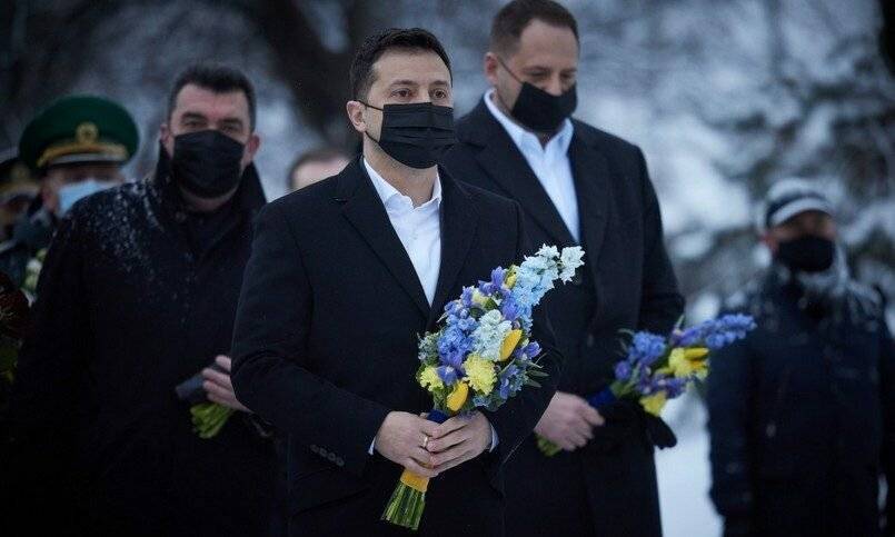 Переписывание истории продолжается: На Украине предлагают отказаться от возложения цветов к могиле Неизвестного солдата