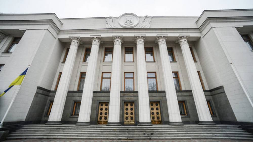 Рада Украины приняла закон о запрете российской вакцины от коронавируса
