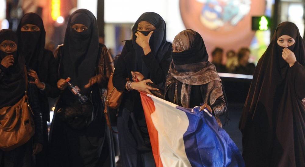 Во Франции могут запретить ношение хиджаба