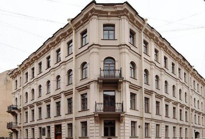 Стало известно, во сколько обойдется обновление экспозиции музея-квартиры Достоевского