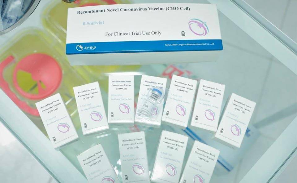 В Узбекистане почти в два раза расширили охват испытаний китайской вакцины от коронавируса