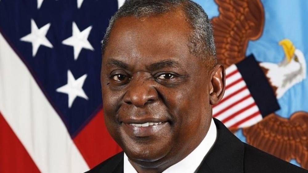 Пост министра обороны США впервые занял афроамериканец