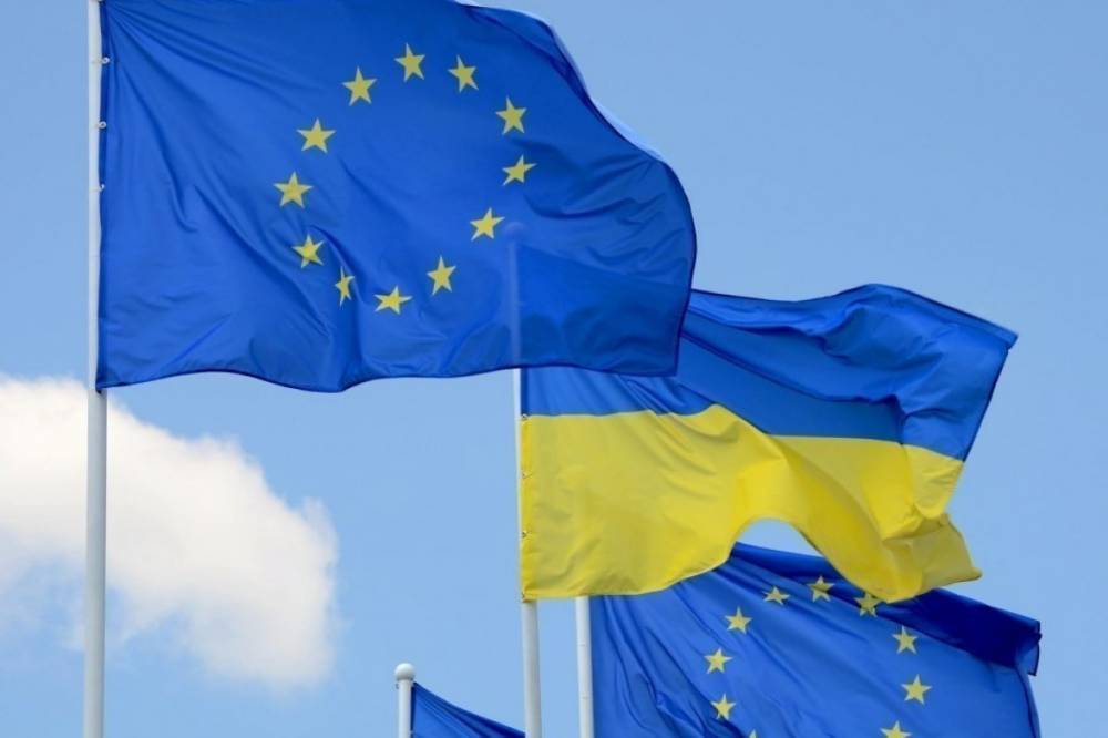 Евросоюз поприветствовал решение о выделении Украине 117 тысяч доз вакцины Pfizer