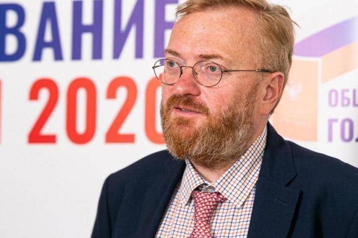 Депутат Виталий Милонов был замечен на несанкционированной акции в Петербурге