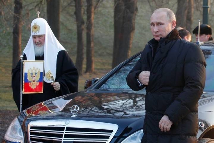 Патриарх Кирилл заявил о кризисе у молодежи в эти особые дни