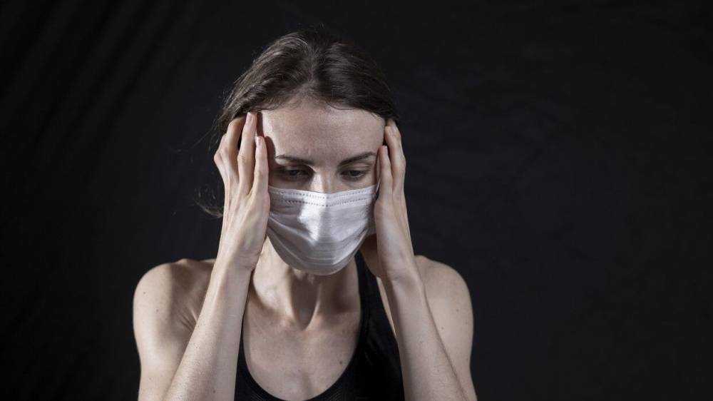 Названа главная опасность ношения медицинской маски