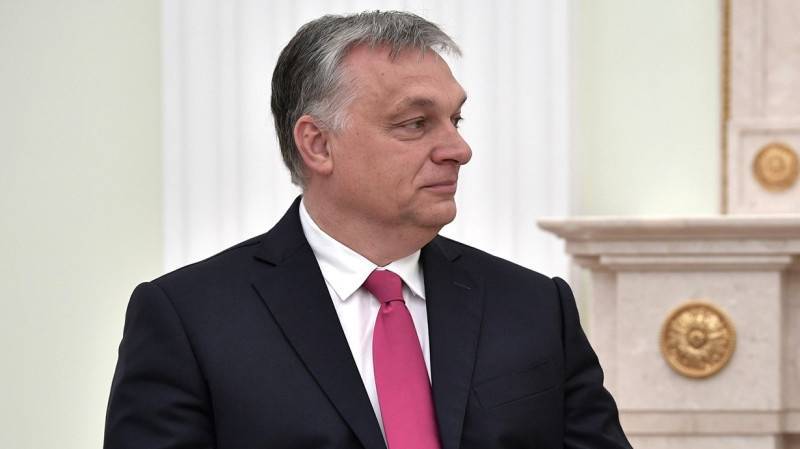Премьер-министр Венгрии высоко оценил российскую вакцину от коронавируса