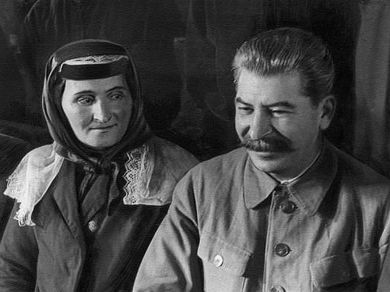 "Целую. Твой сын Сосо": Какими были матери Сталина, Ленина, Хрущева и других вождей