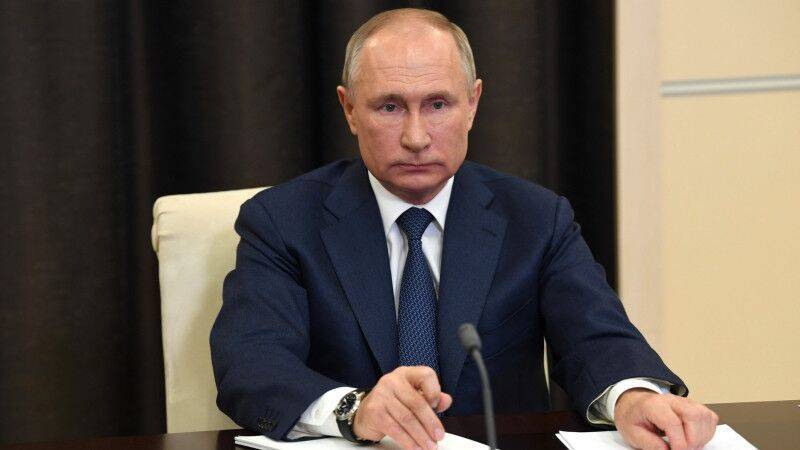 Путин предложил решение вопроса с питанием в малокомплектных школах