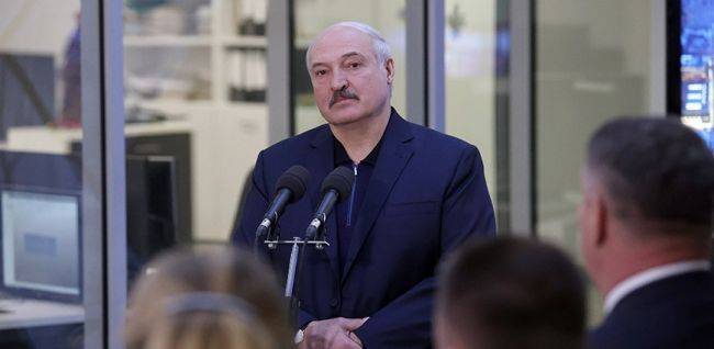 Лукашенко вновь заговорил о независимости от России