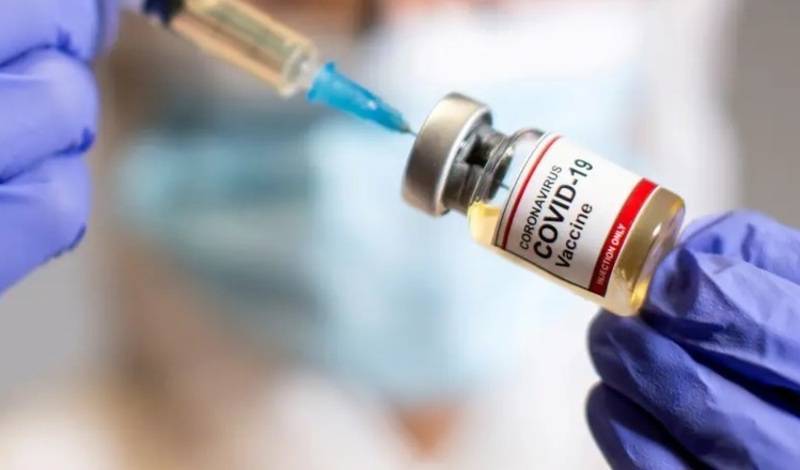 Два пожилых норвежца скончались после прививки от коронавируса