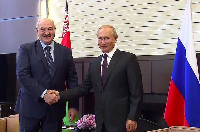 Лукашенко заявил, что считает Путина своим другом