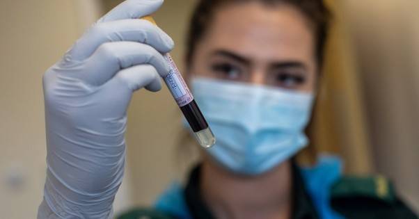 В Украине за сутки коронавирус обнаружили почти у девяти тысяч человек