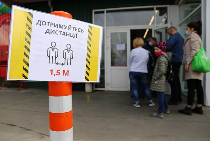 В первый день локдауна в Украине 5676 новых случаев коронавируса