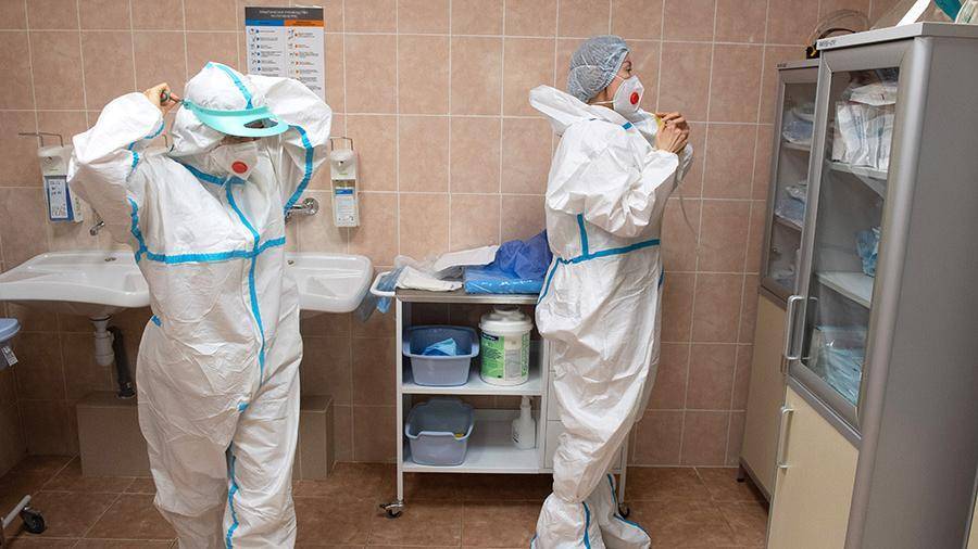 Главврач больницы №2 в Москве назвала число лечащихся от COVID-19 пациентов