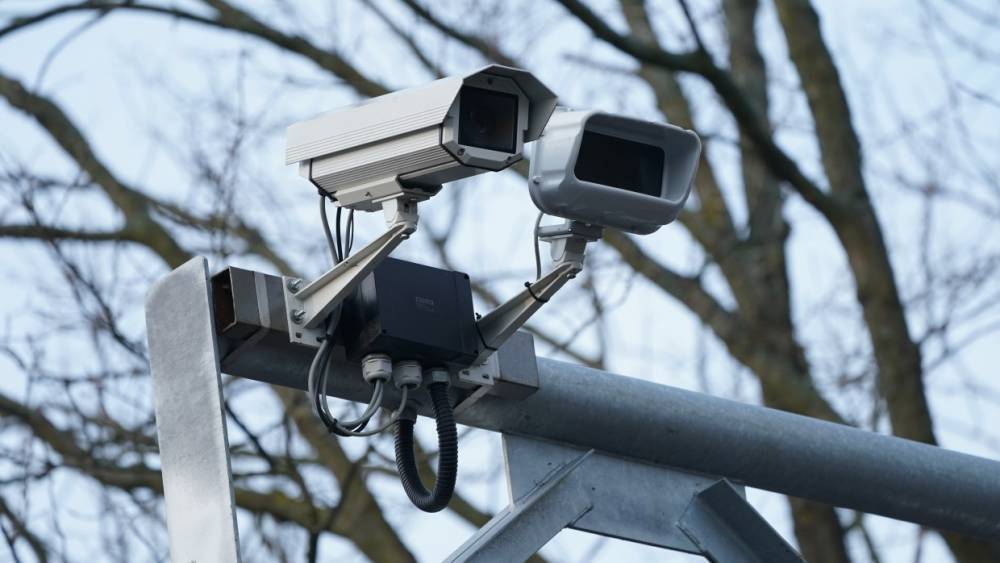 Предупреждающий о камерах дорожный знак появится в РФ с марта 2021 года
