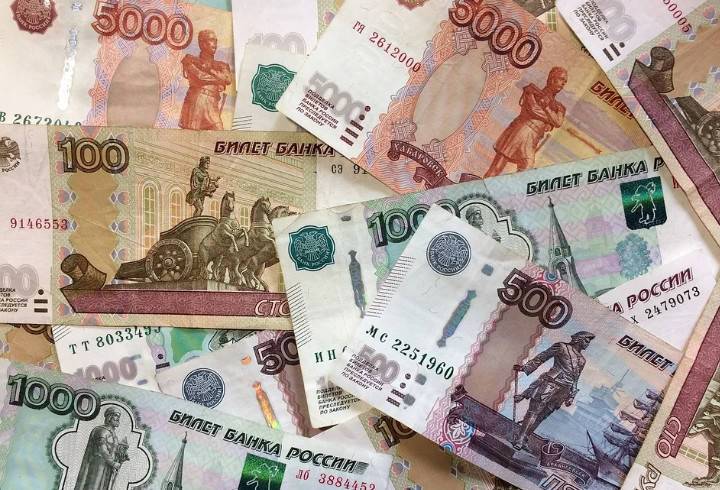 Эксперт Финогенова объяснила, кому повысят зарплату в октябре