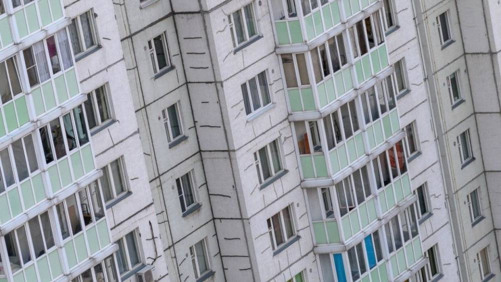 Американец Джейкоб рассказал об удивительных особенностях русских балконов