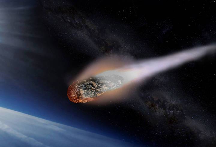 Самая крупная из ранее изученных: к Земле летит комета диаметром 150 км