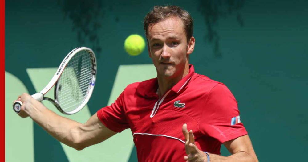 Медведев и Карацев вышли в третий круг престижного теннисного турнира в Индиан-Уэллсе