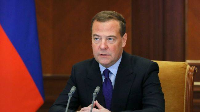 Дмитрий Медведев заявил о бессмысленности переговоров с действующими властями Украины