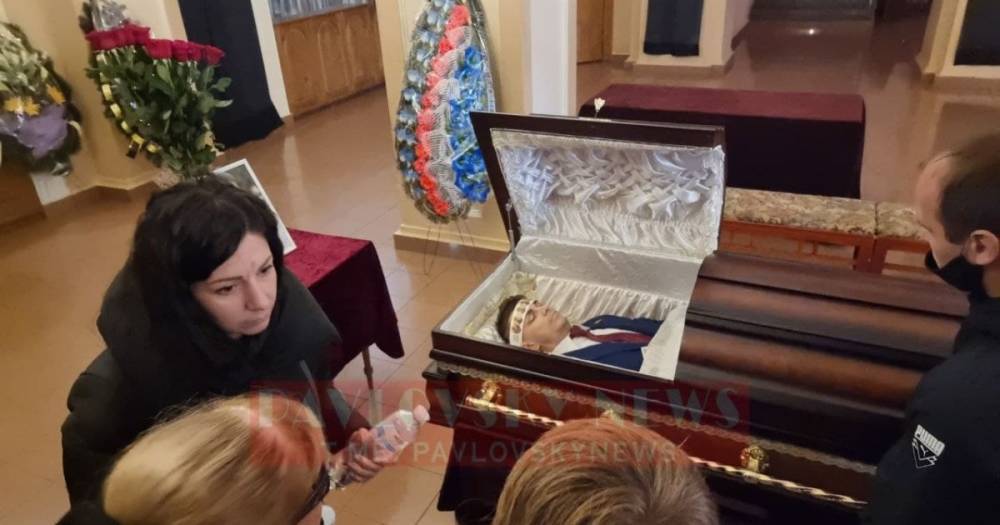 На похоронах нардепа Полякова произошел конфликт между его сожительницей Скороход и женой