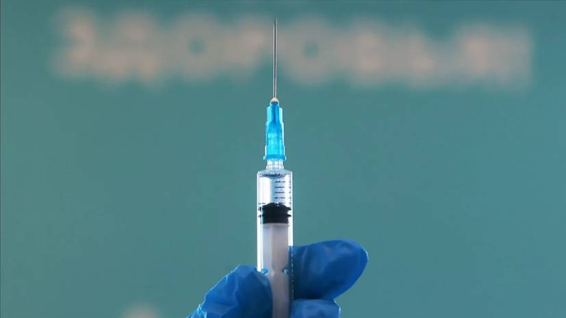 Вирусолог Лукашев предложил ввести штрафы за отказ от вакцинации