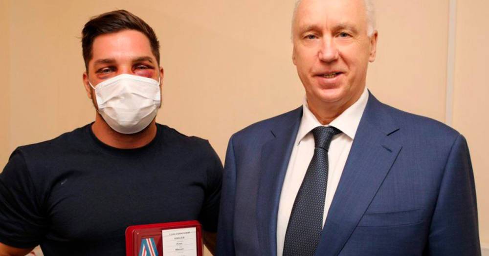 Бастрыкин наградил избитого дагестанцами в московском метро пассажира