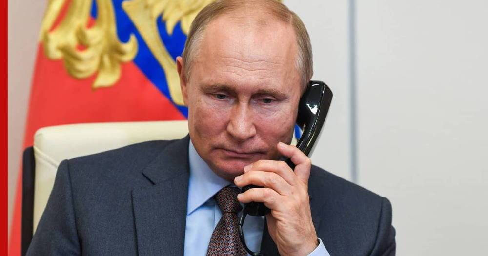 Путин провел телефонные переговоры с Макроном и Меркель