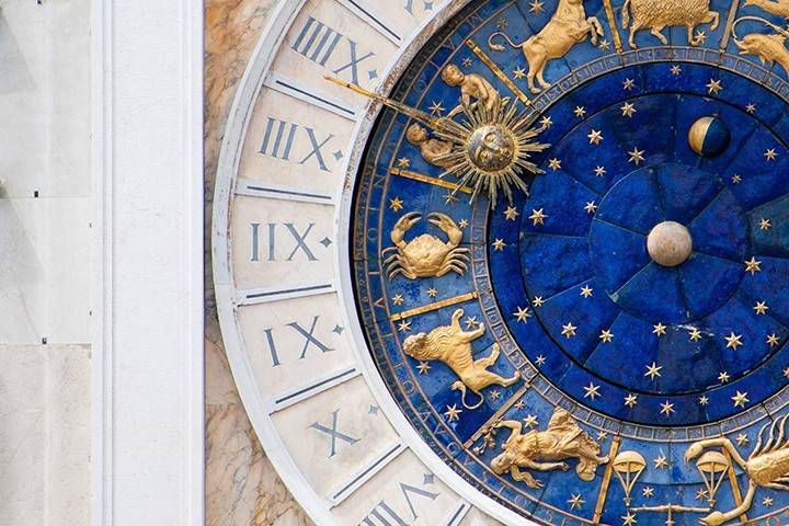 Астролог рассказала об уникальном цвете ауры каждого знака зодиака